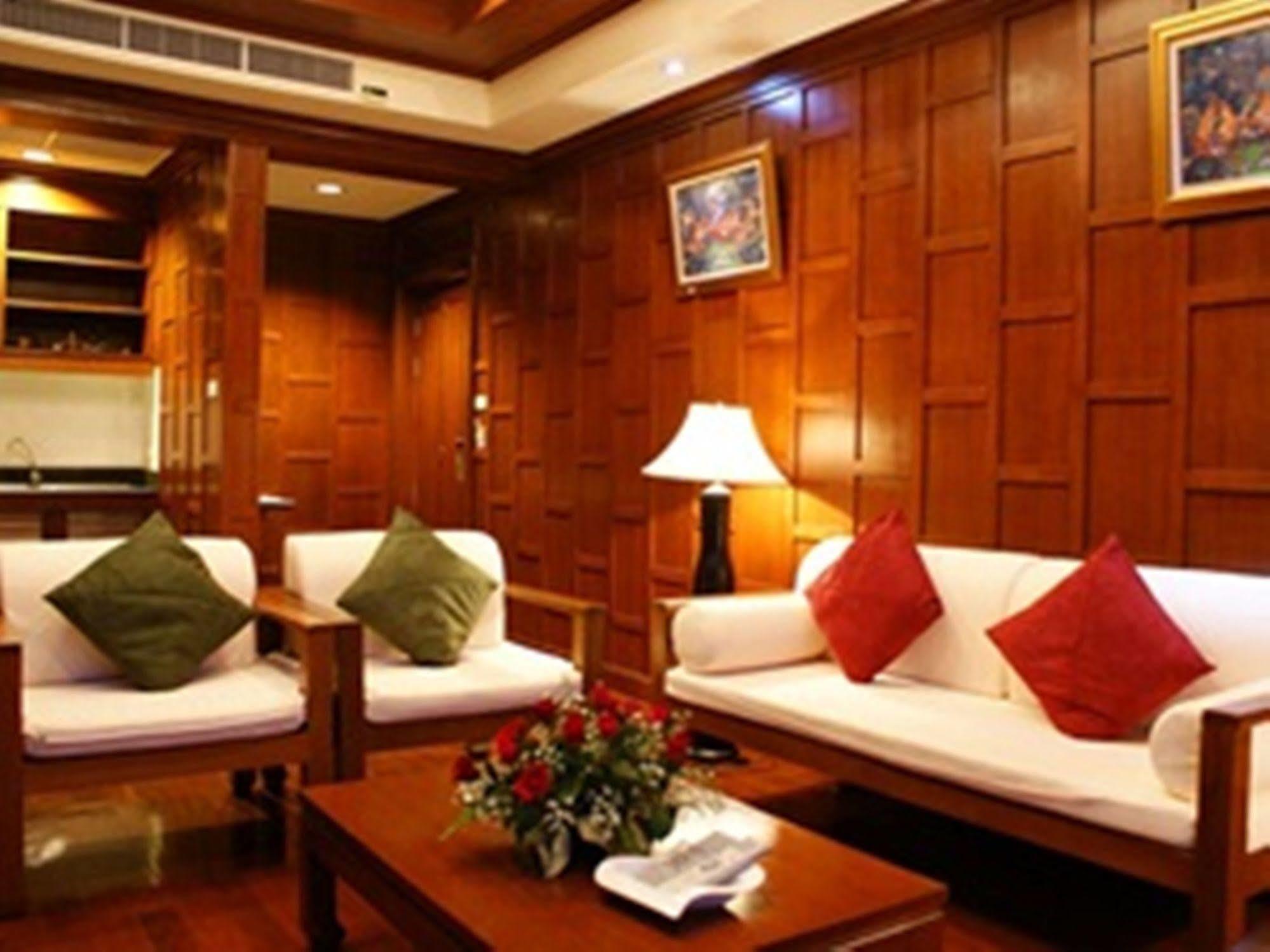 Days Inn By Wyndham Aonang Krabi Ao Nang Buitenkant foto